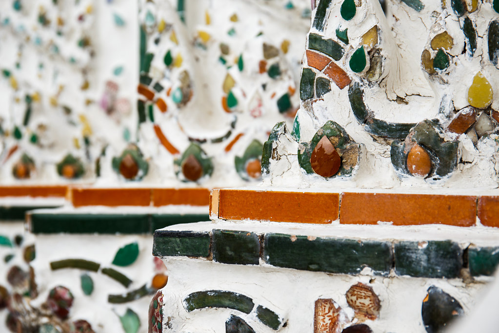 War Aruns Ceramics Mosaic